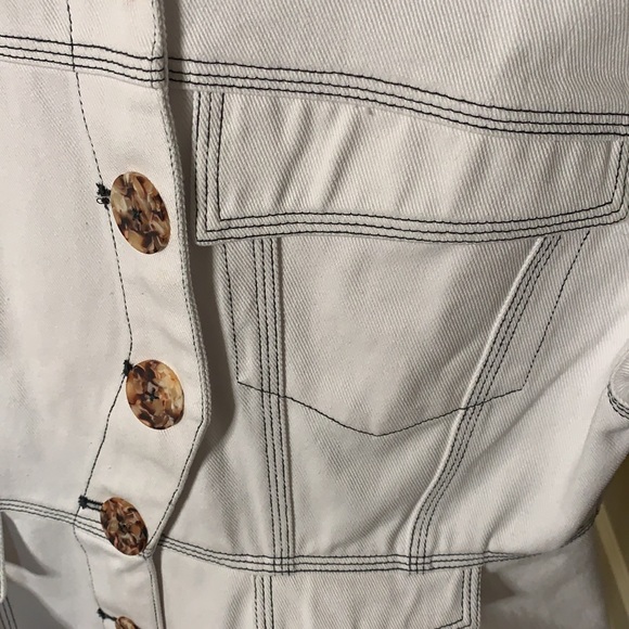 Acler new denim jacket is 8 - Picture 2 of 5